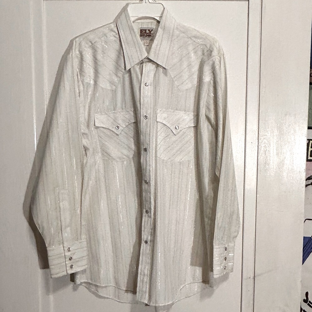 Mens ELY Cattlemen Western Snap Button Shirt with gold & silver stitching